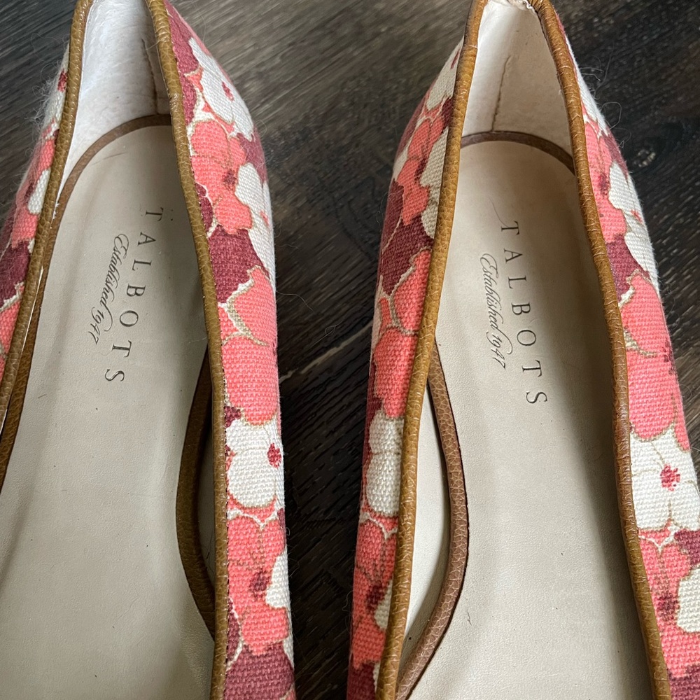 Talbots flats - Picture 3 of 7